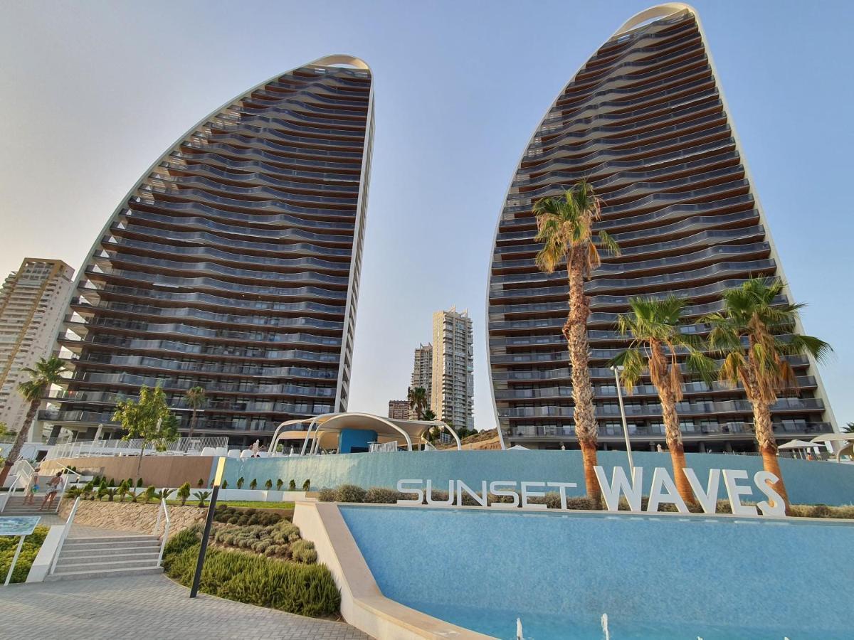Sunset Waves Benidorm By Kalmarent Apartment ภายนอก รูปภาพ